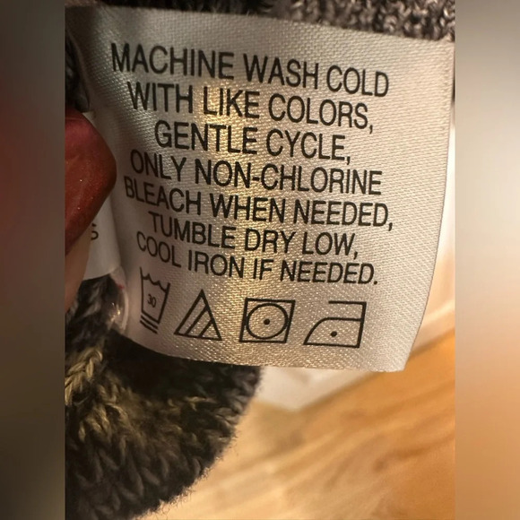 US Polo Assn Sweater Mens Long Sleeve 1/4 Button Pullover sweater - Picture 8 of 8